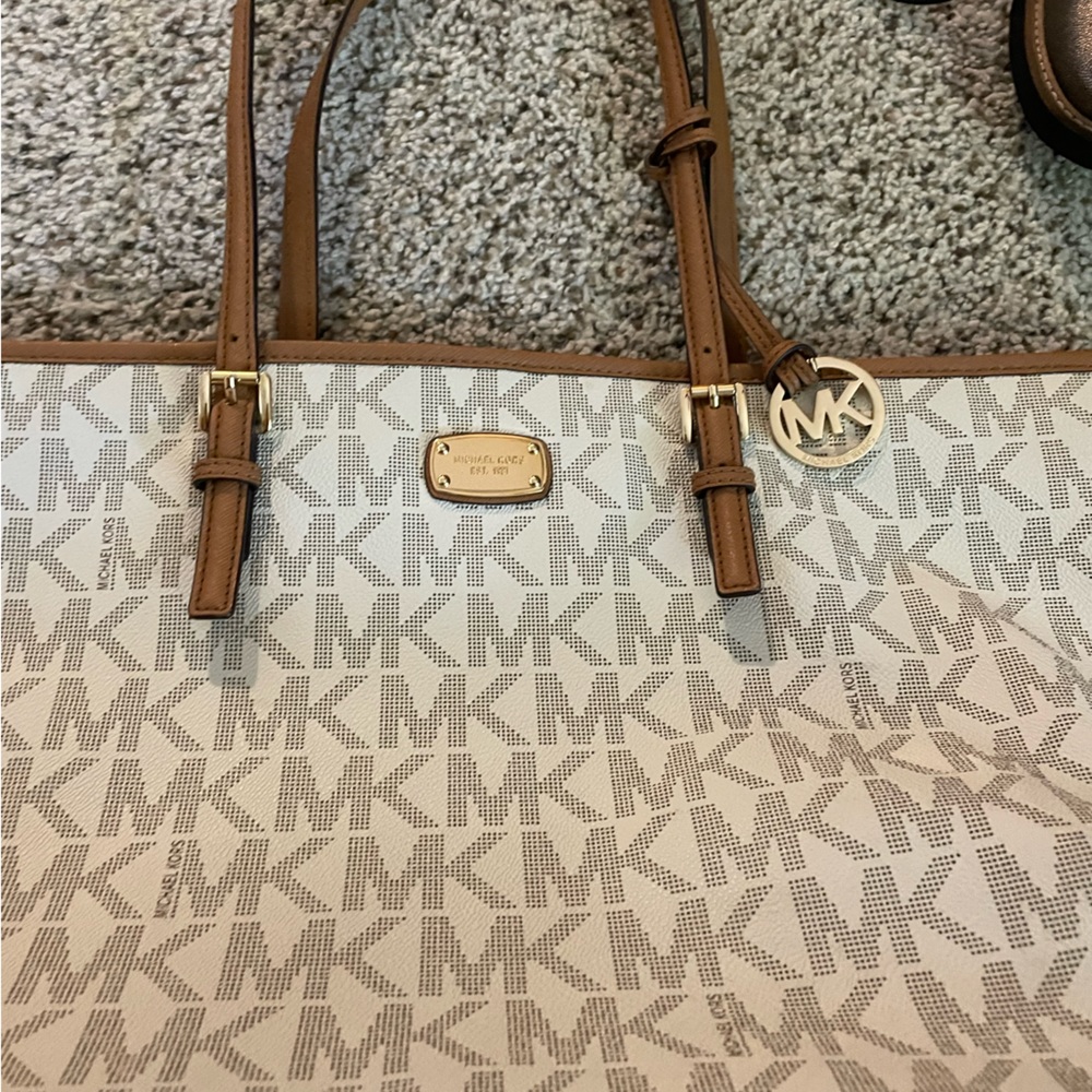 Michael Kors tote